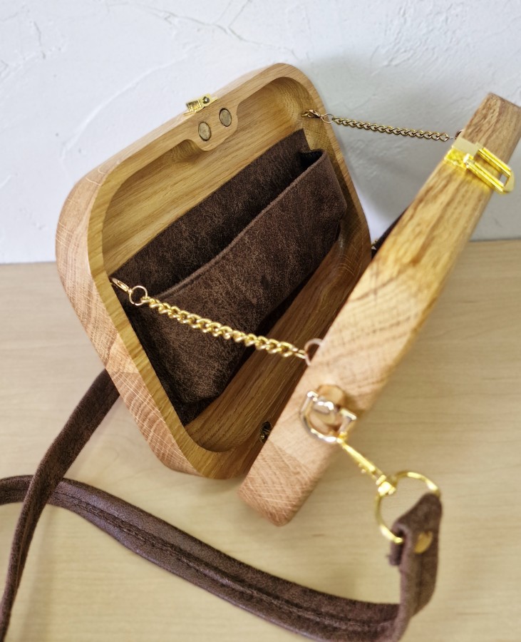 Ąžuolinė rankinė "Ištikimas draugas"