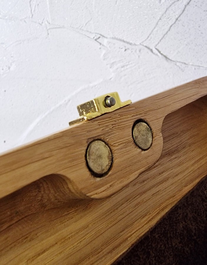 Ąžuolinė rankinė "Ištikimas draugas"