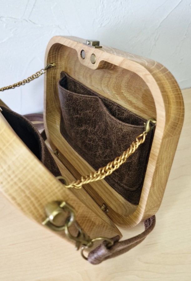 Ąžuolinė rankinė "Neužmirštuolės žydėjimas"