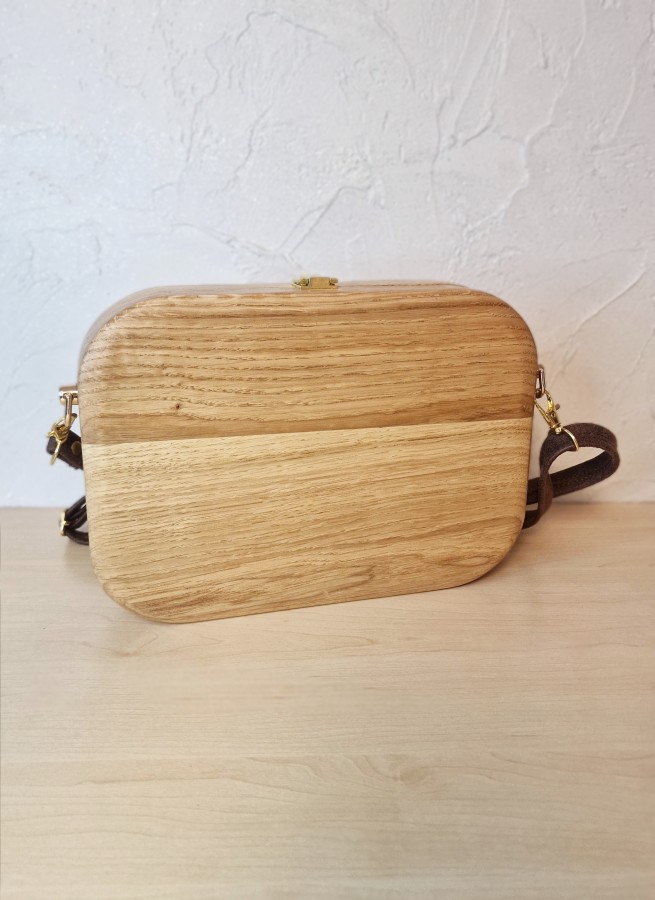 Ąžuolinė rankinė "Kūrybos laukas"