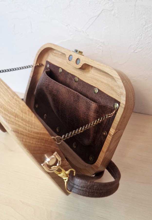 Ąžuolinė rankinė "Kūrybos laukas"