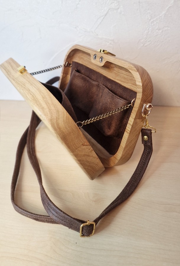 Ąžuolinė rankinė "Kūrybos laukas"