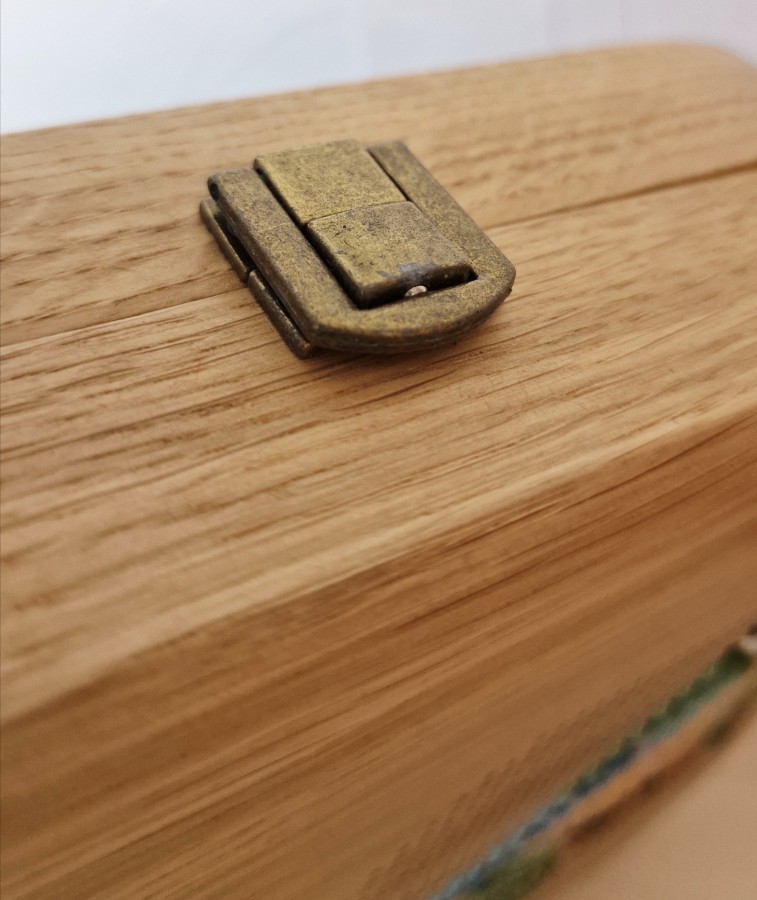 Ąžuolinė rankinė "Spalvų paukštė"